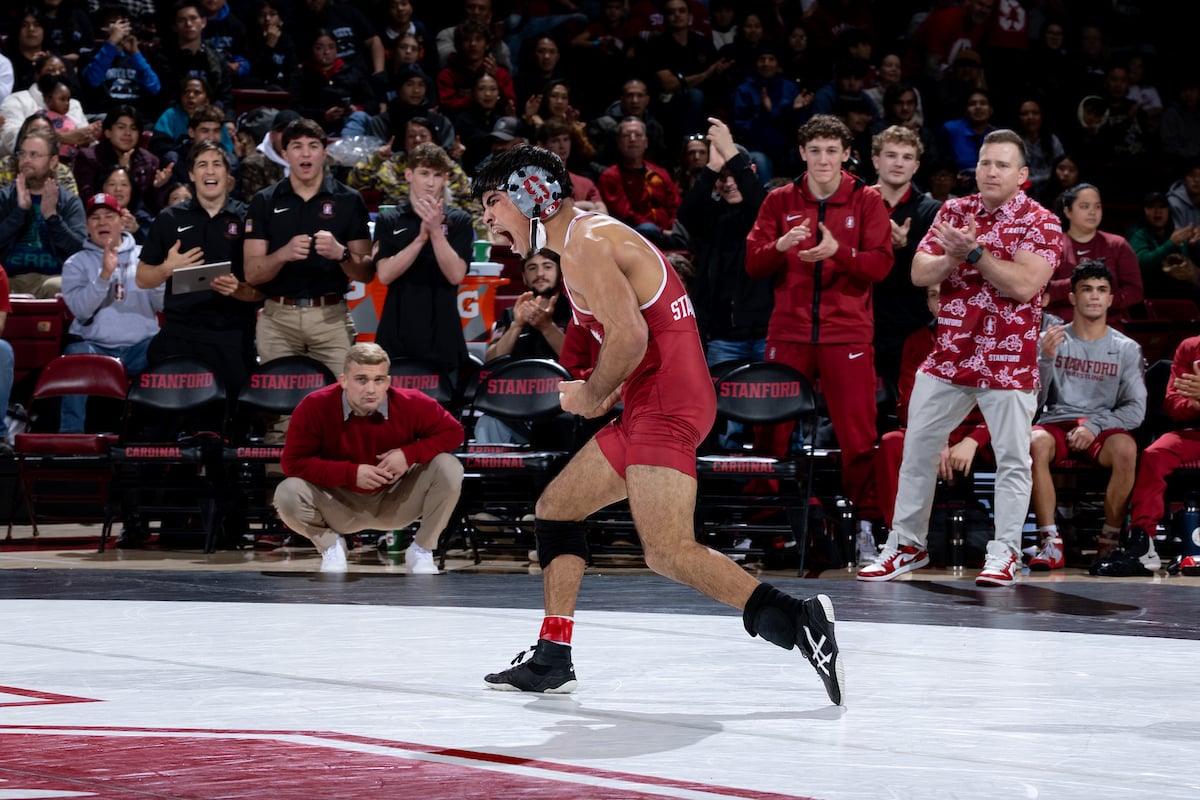 Aden Valencia wrestling for Stanford against NC State