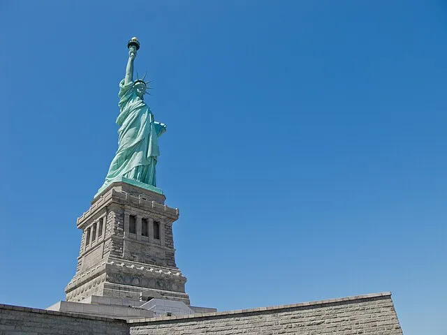 Statue of Liberty image used with the Stanford Daily birthright citizenship essay
