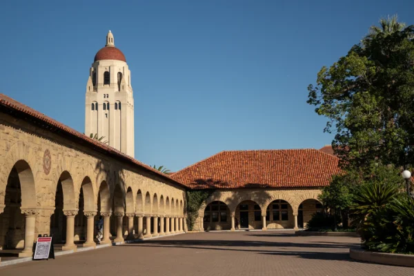 Stanford’s Main Quad with Hoover Tower in the background. Photo: Michael Yu / The Stanford Daily.